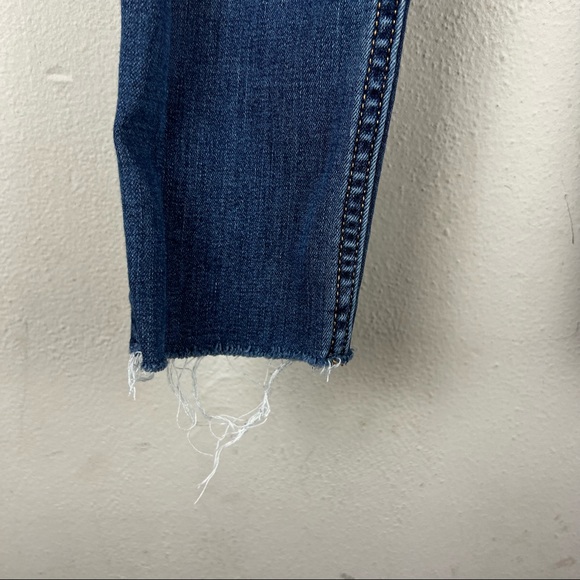 Hollister Ultra High Rise Super Skinny Jeans Lightly Distressed Size 5R/27 - Picture 3 of 6